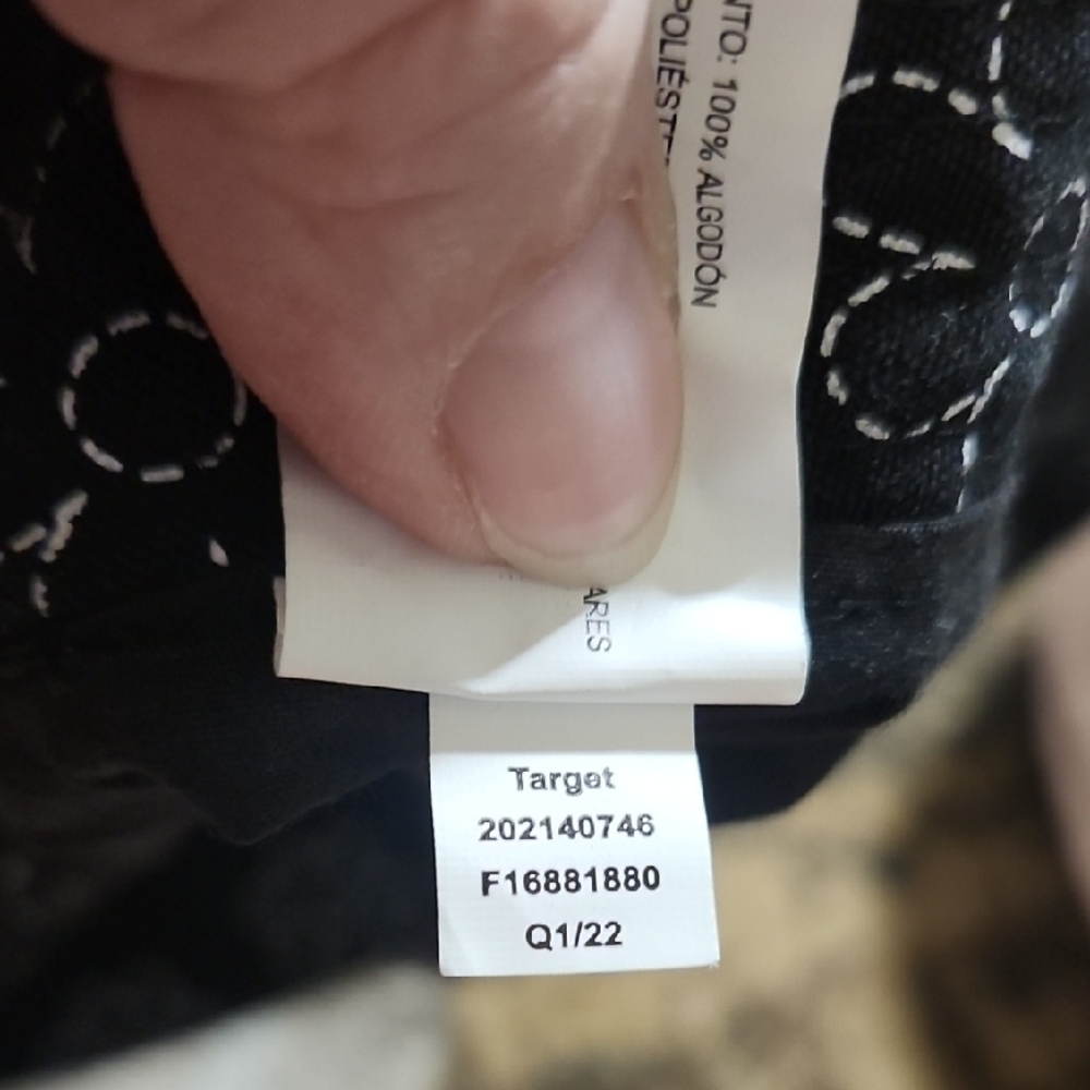 Cool, Black Bucket Hat with White Daisy Stitching. Ready For Summer. - Picture 6 of 6